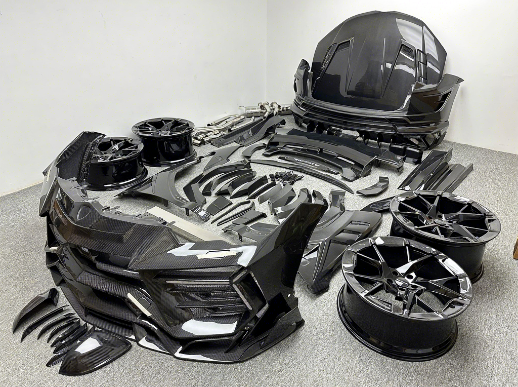 Dry Carbon Fiber Front Bumper for Lamborghini Urus